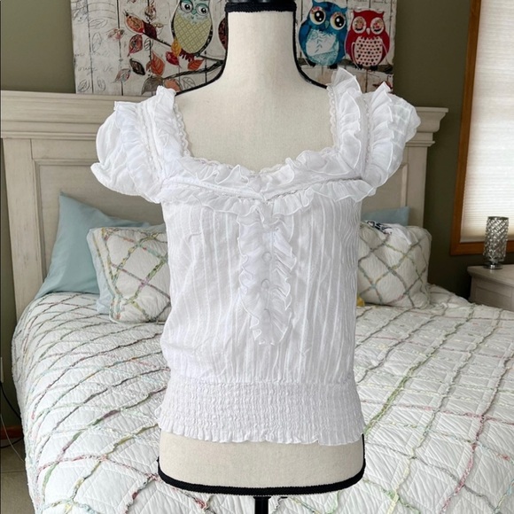 American Rag White Ruffled Top XS - Picture 10 of 10